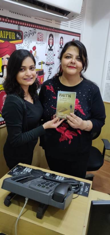 RJ Shivangi with Author Shailaza Singh